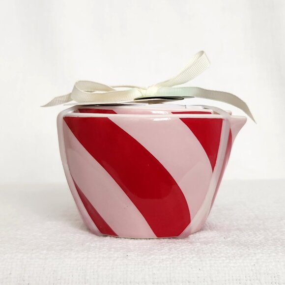 Rae Dunn Pink & Red Peppermint Stripe Measuring Cup Set for Christmas, New NWT - Picture 1 of 5